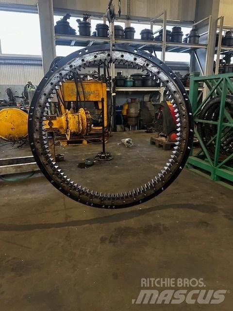 CAT 312 E BEARING Podvozky a zavěšení kol