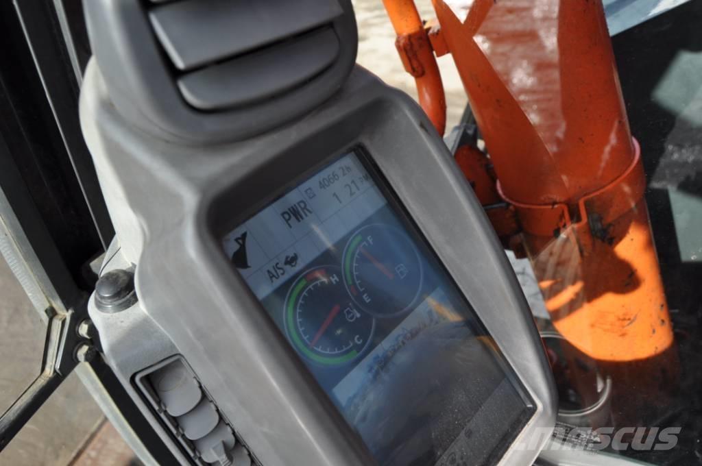 Hitachi ZX 85 US-5 A Midi rýpadla 7t - 12t