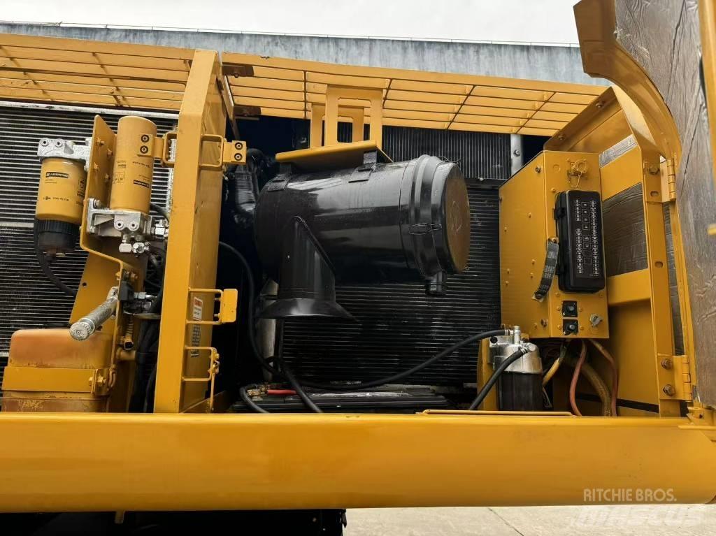 CAT 330CL Pásová rýpadla