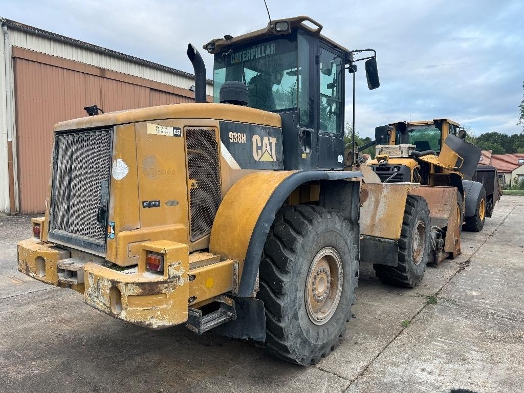 CAT 938 H Kolové nakladače