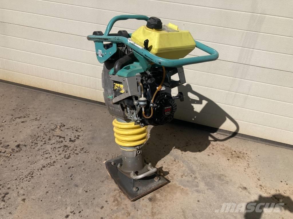 Ammann ACR 68 Vibrační pěchy