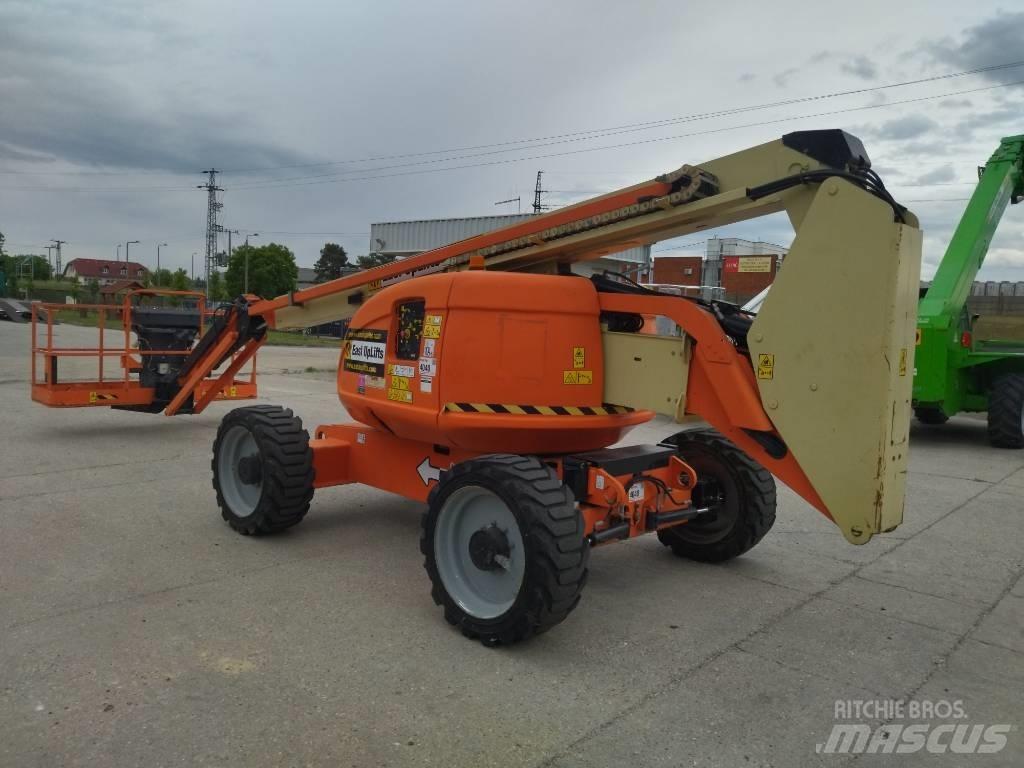 JLG 600 AJ Kloubové plošiny