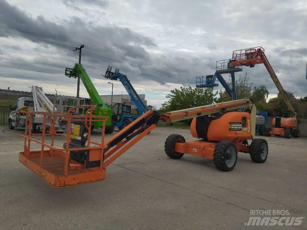 JLG 600 AJ Kloubové plošiny