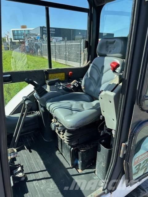 Bobcat 328 Mini rýpadla < 7t