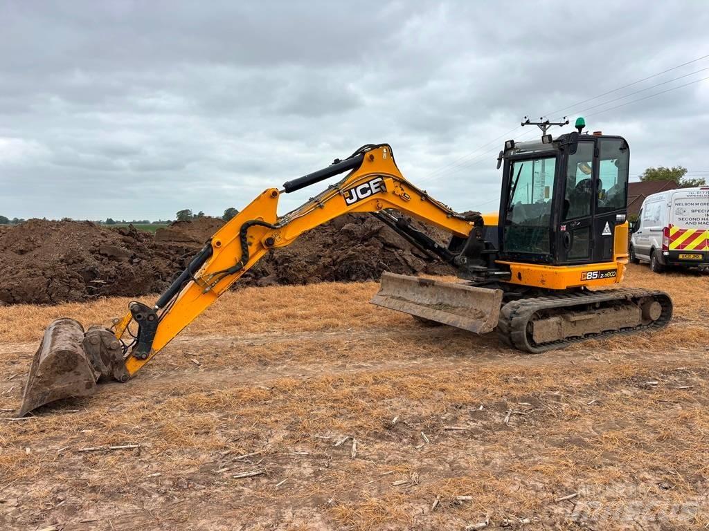 JCB 85 Z Midi rýpadla 7t - 12t