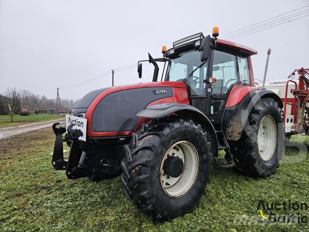 Valtra T190 Traktory