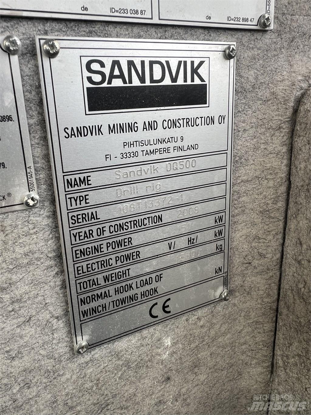 Sandvik DQ 500 Povrchové vrtací stroje