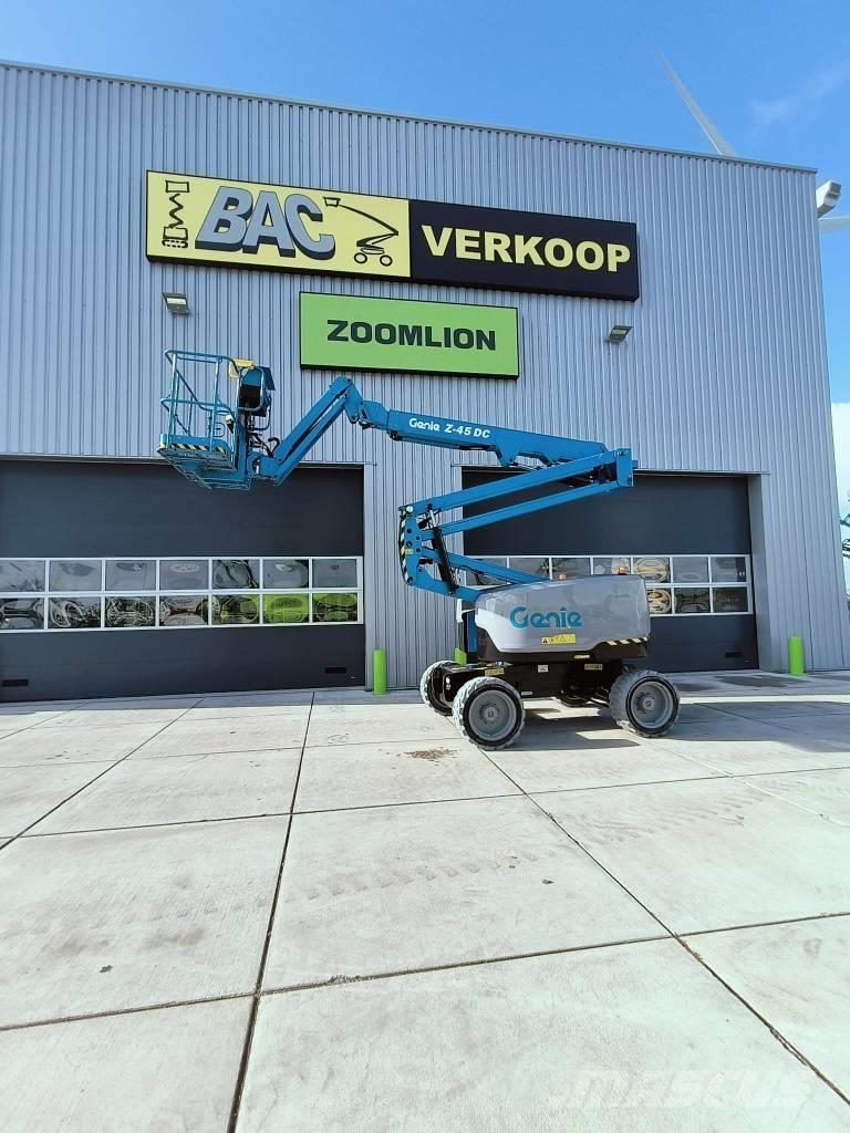 Genie Z 45 DC Kloubové plošiny