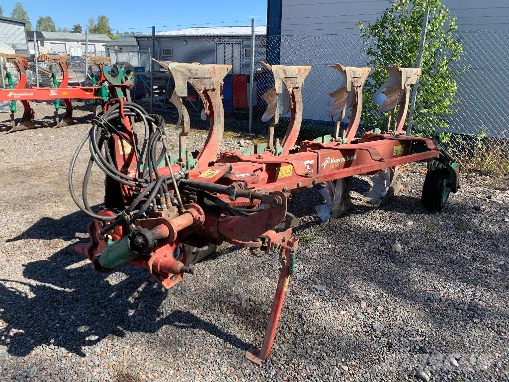 Kverneland EG85 Oboustranné pluhy
