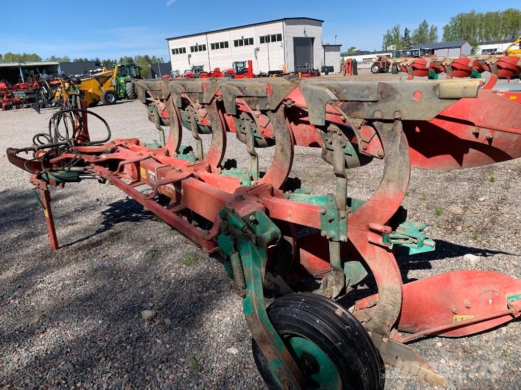 Kverneland EG85 Oboustranné pluhy