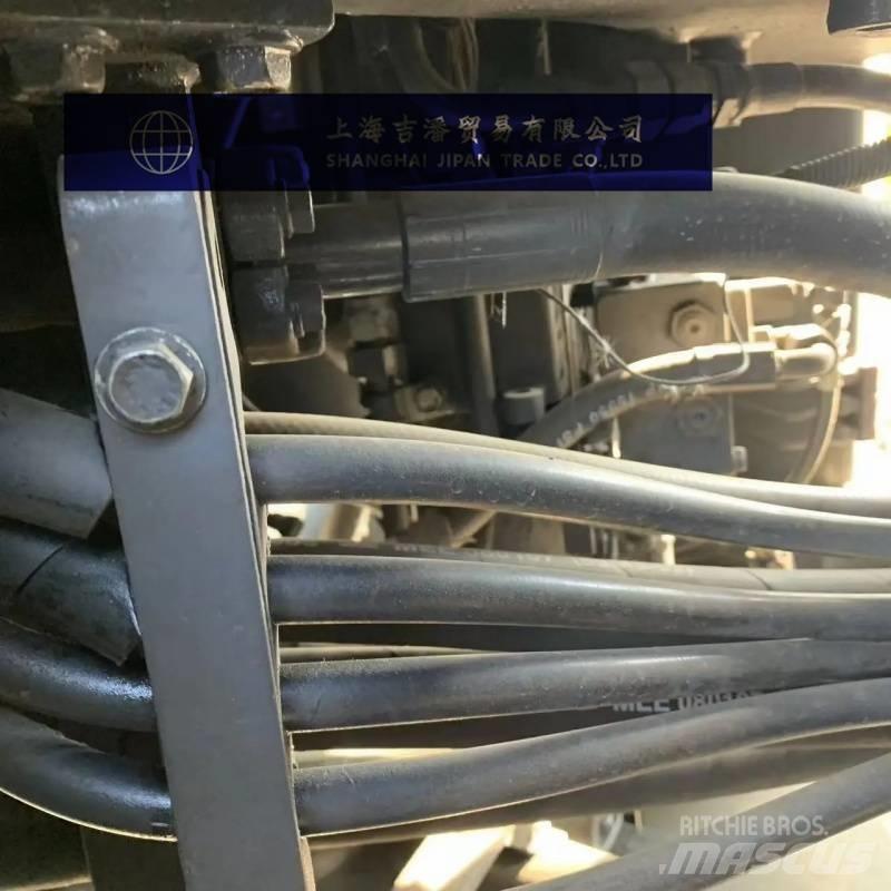 Komatsu WA 380 Kolové nakladače