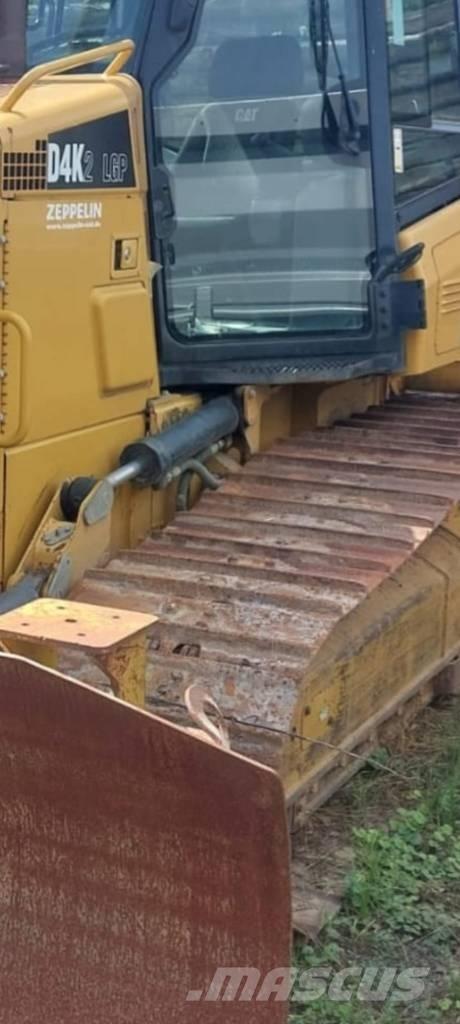CAT D 4 K 2 LGP Pásové dozery