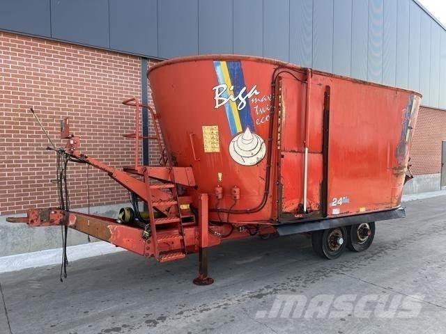 Peecon 24m³ Míchačky krmiva