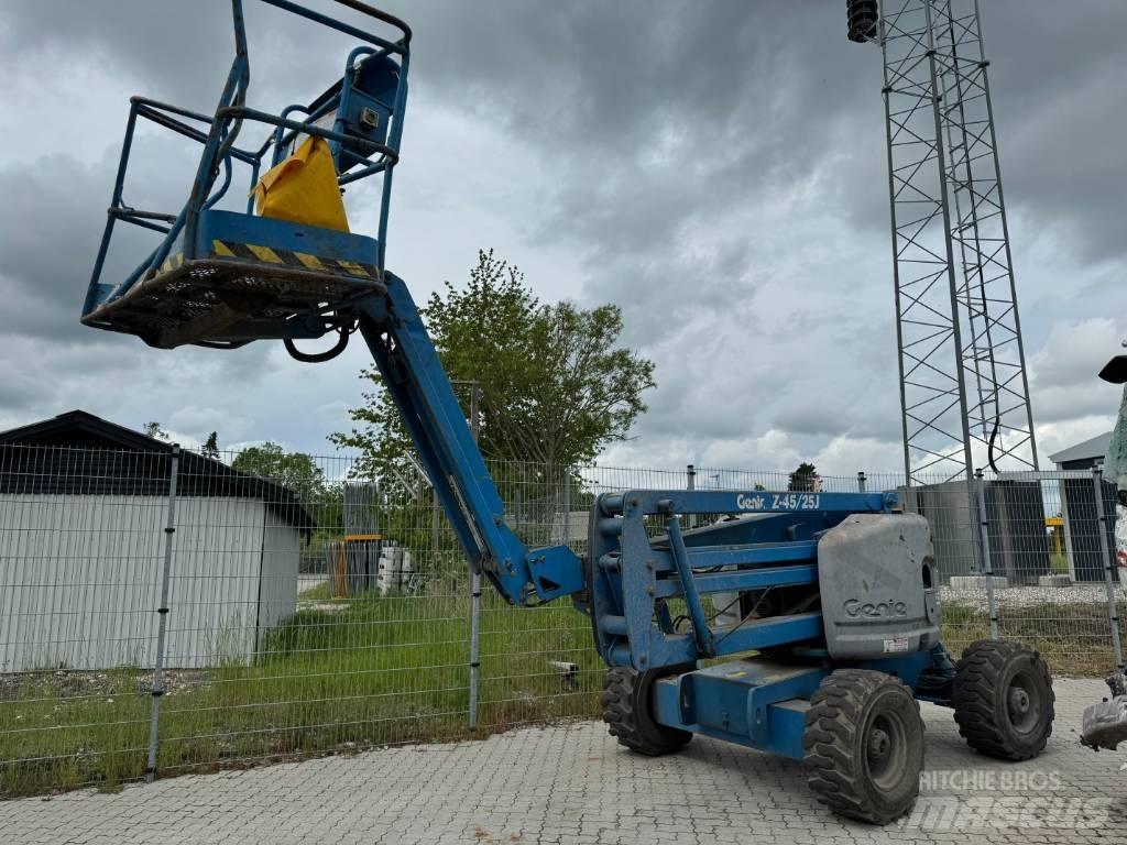Genie Z 45/25 Kloubové plošiny