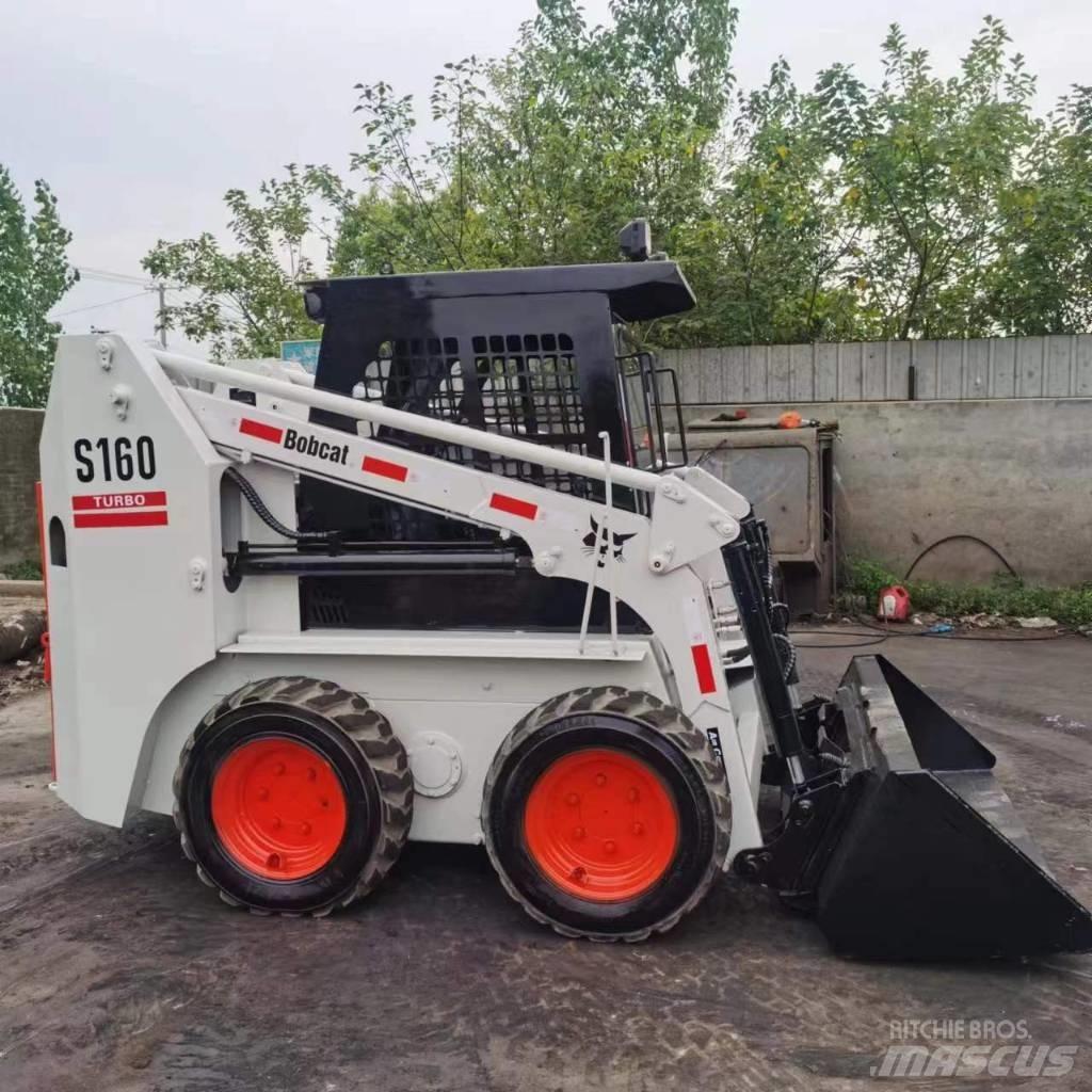 Bobcat S 160 Smykem řízené nakladače
