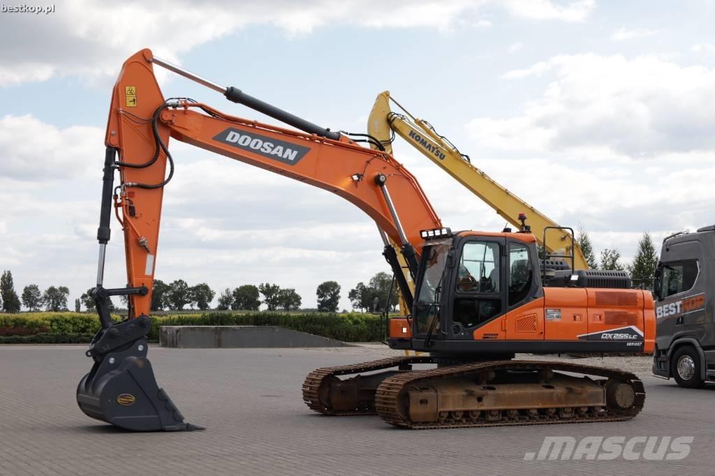 Doosan DX255LC-7 Pásová rýpadla