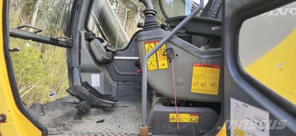 Volvo EC 240 LC Pásová rýpadla
