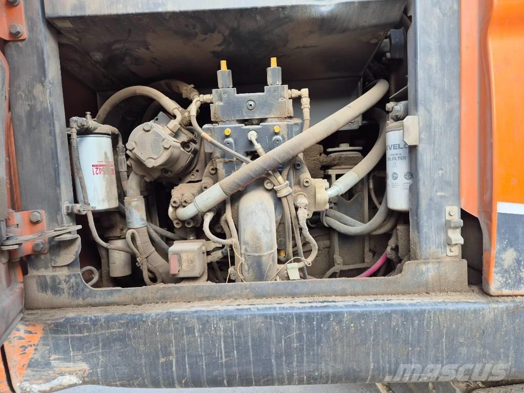 Doosan DX 210 W Kolová rýpadla