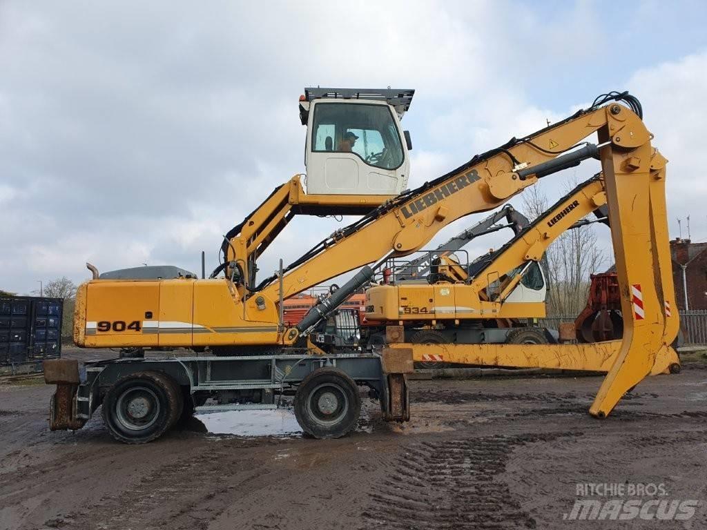 Liebherr A 904 C Stroje pro manipulaci s odpadem
