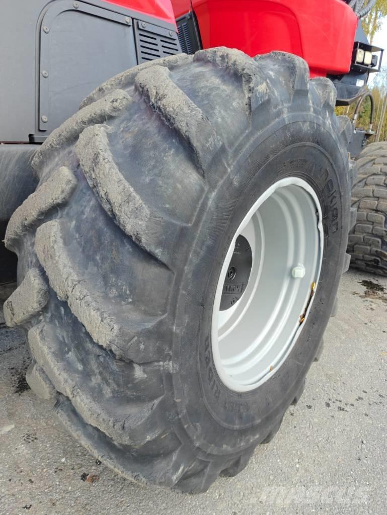 Komatsu 951 Harvestory