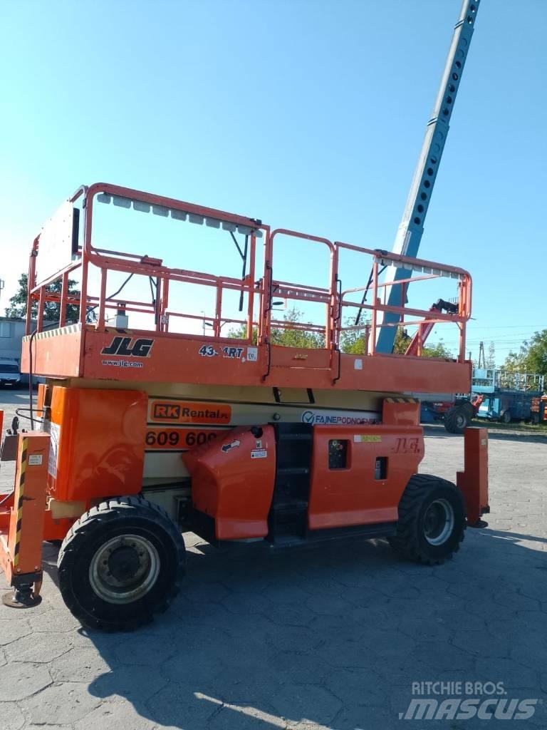 JLG 4394 RT Nůžková zvedací plošina
