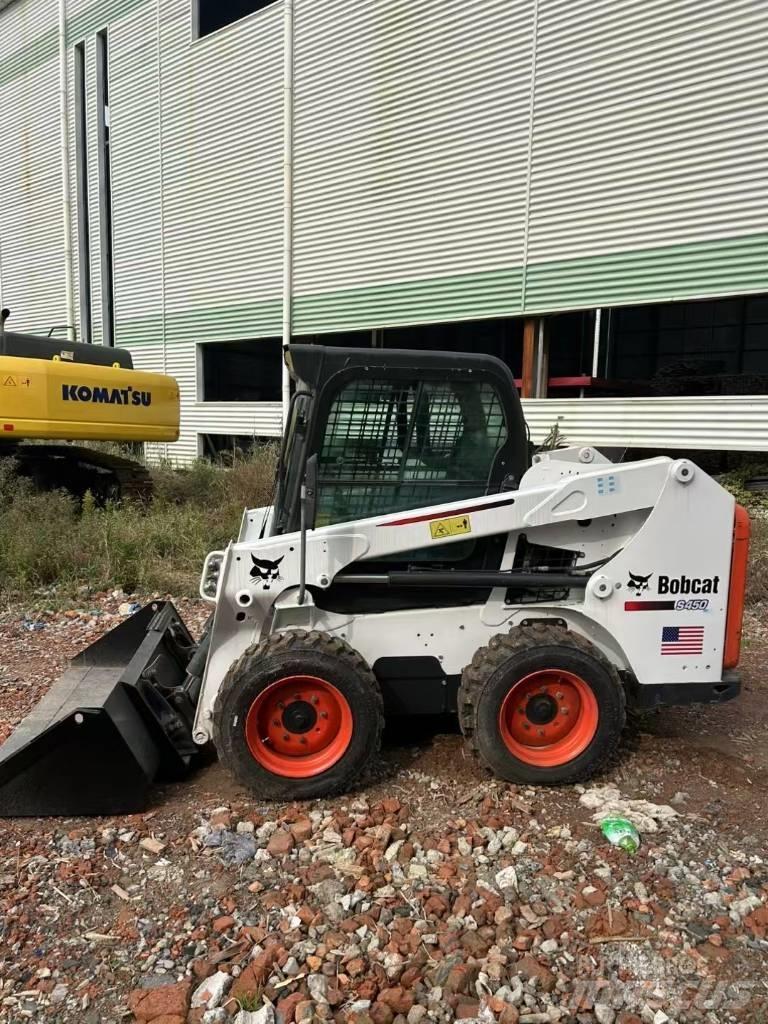 Bobcat S450 Smykem řízené nakladače