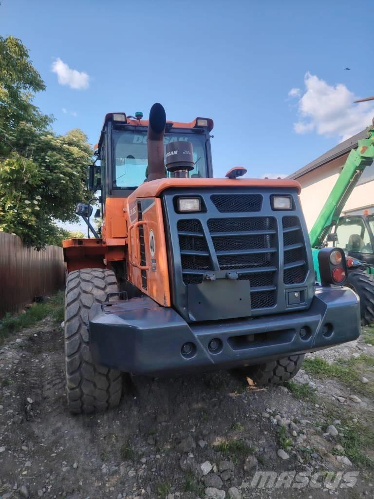 Doosan DL 250 Kolové nakladače