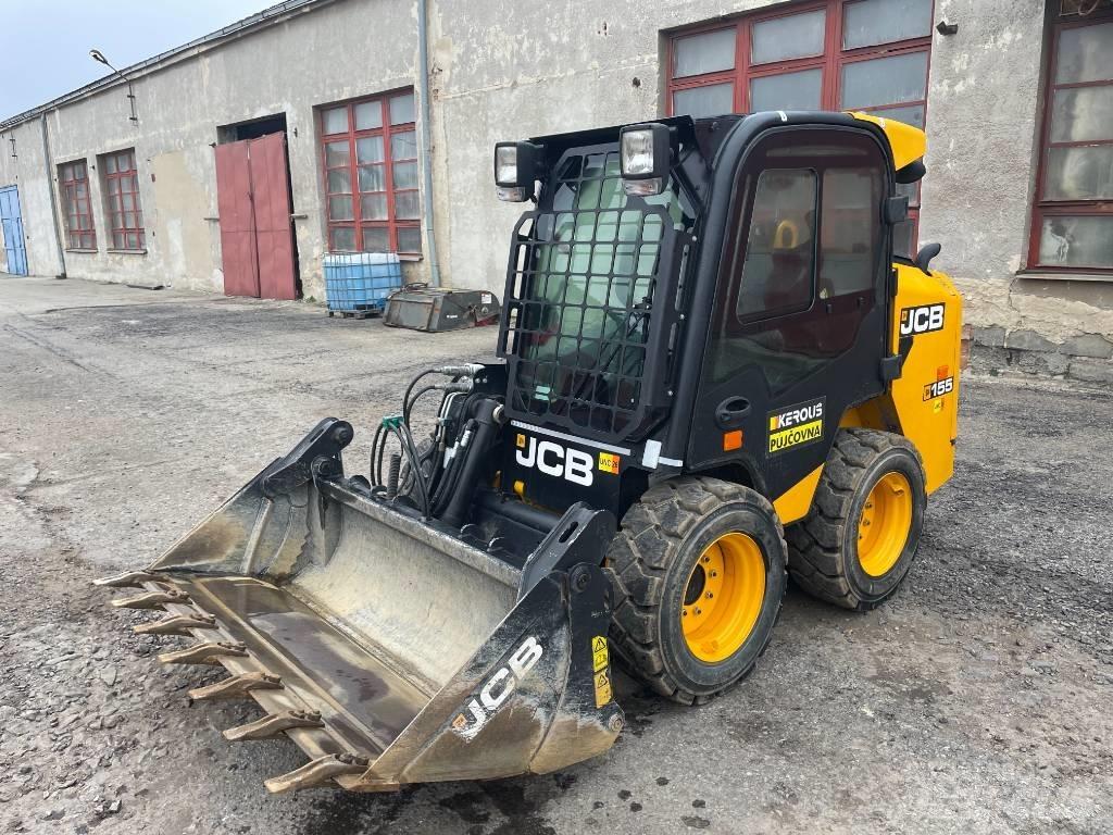 JCB 155 Smykem řízené nakladače
