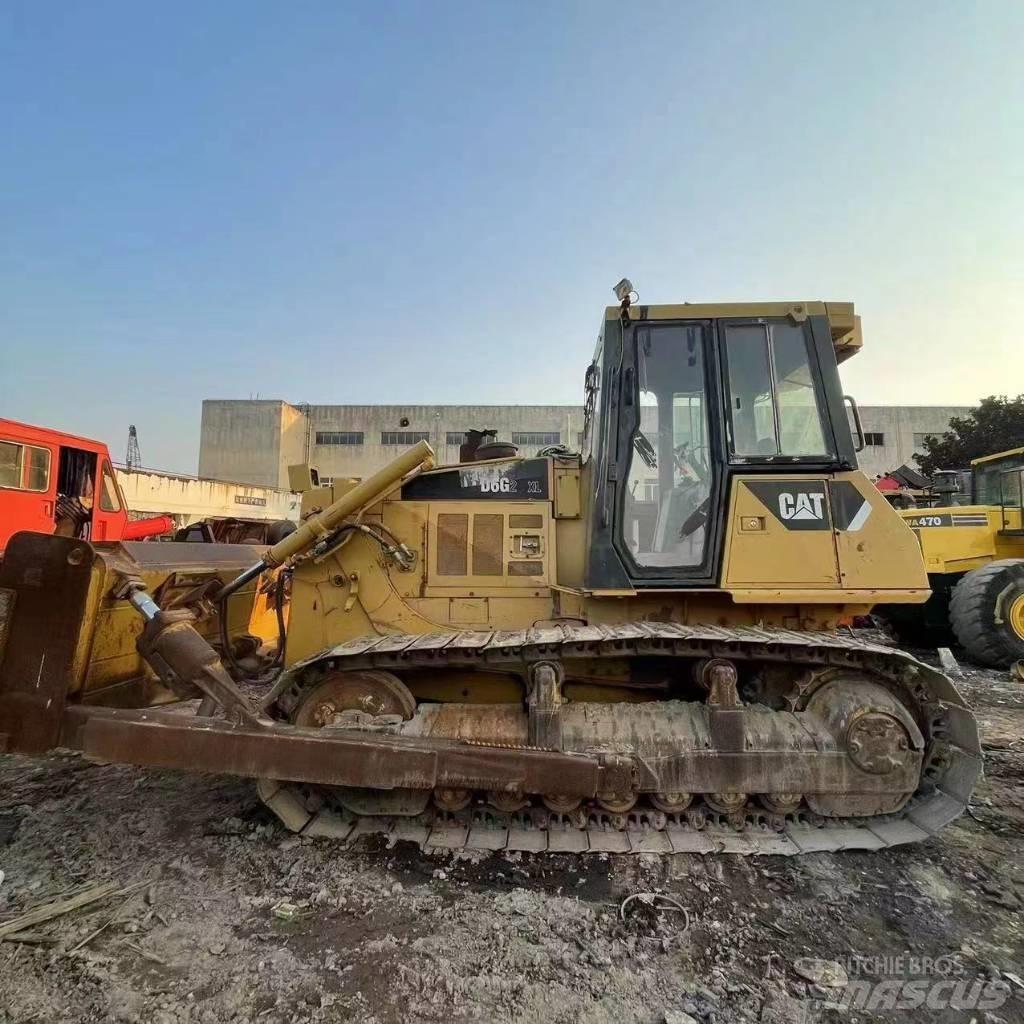 CAT D 6 G Pásové dozery