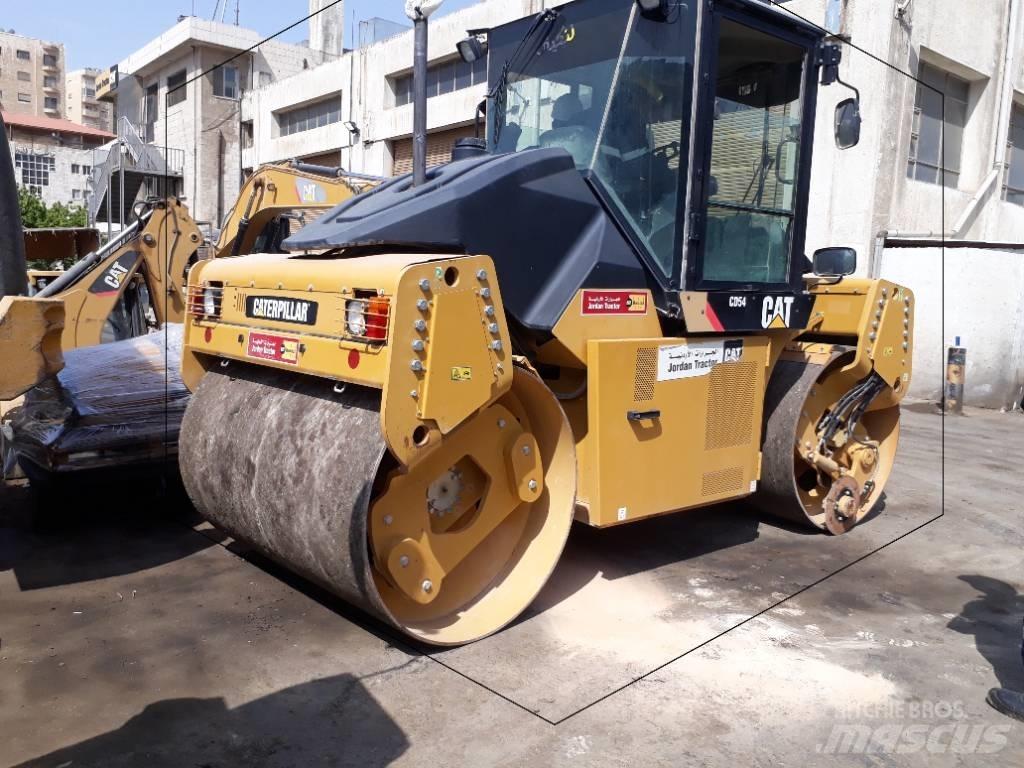 CAT CD54 Tandemové válce
