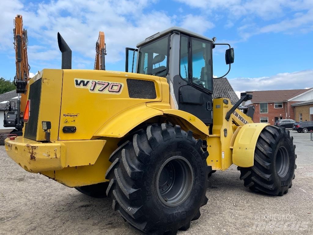 New Holland W 170 Kolové nakladače