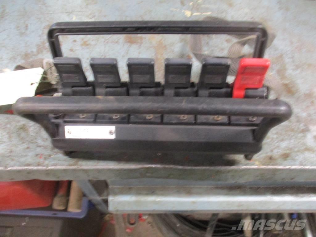 Hiab 245E-5 Nakládací jeřáby