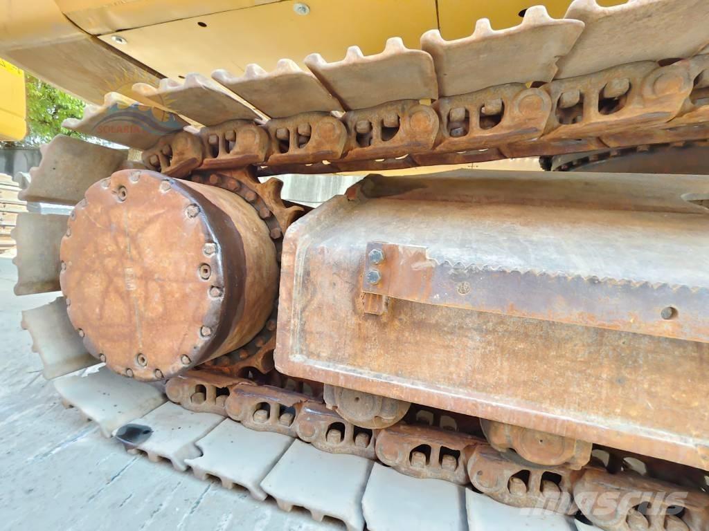 Komatsu PC 400-7 Pásová rýpadla