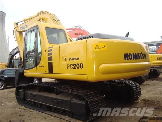 Komatsu PC 200 Pásová rýpadla