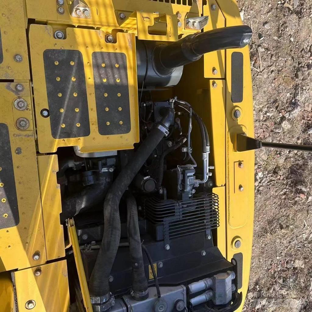Komatsu PC110-8 Pásová rýpadla