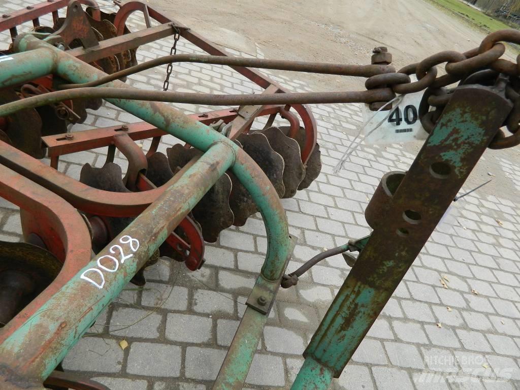 Kverneland 300 Talířové brány