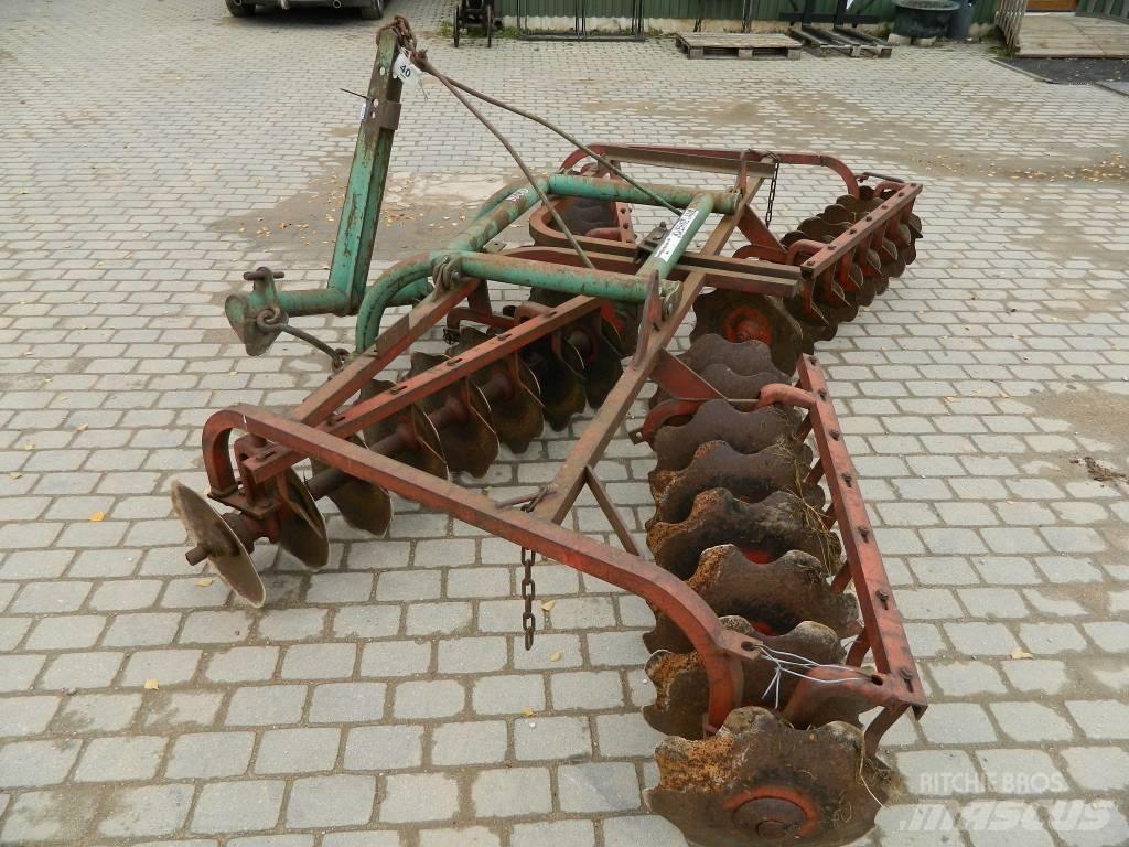 Kverneland 300 Talířové brány