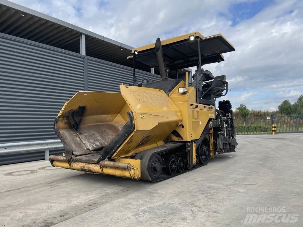 CAT AP555F Finišery