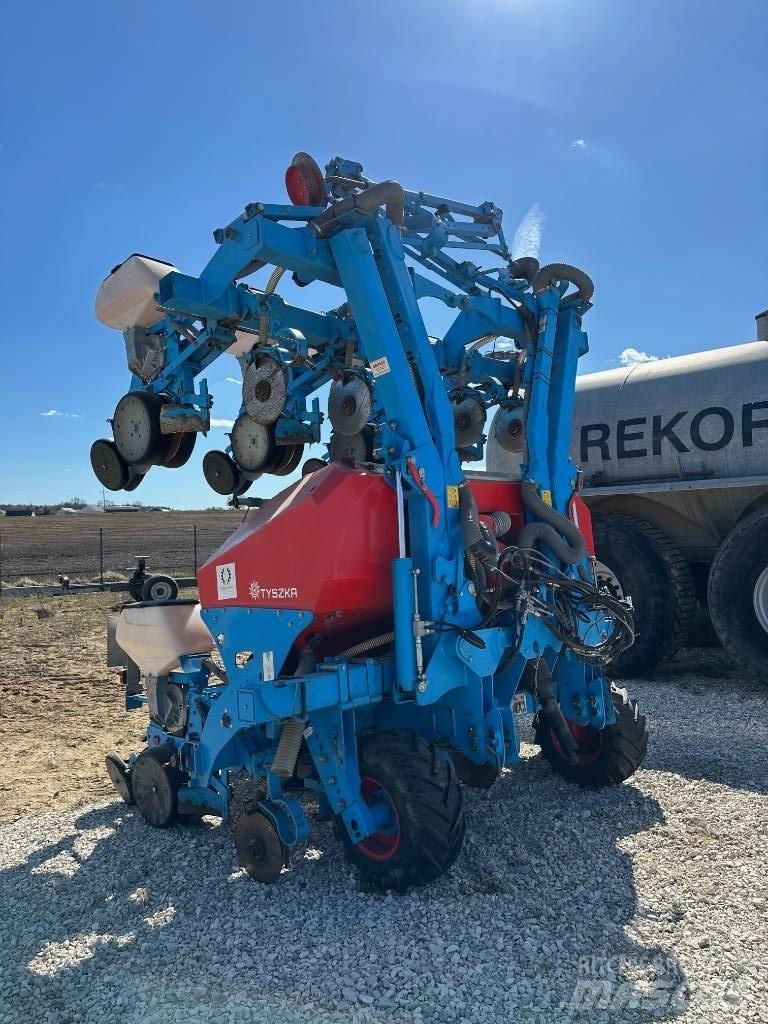 Monosem NG PLUS 8 Mechanické secí stroje