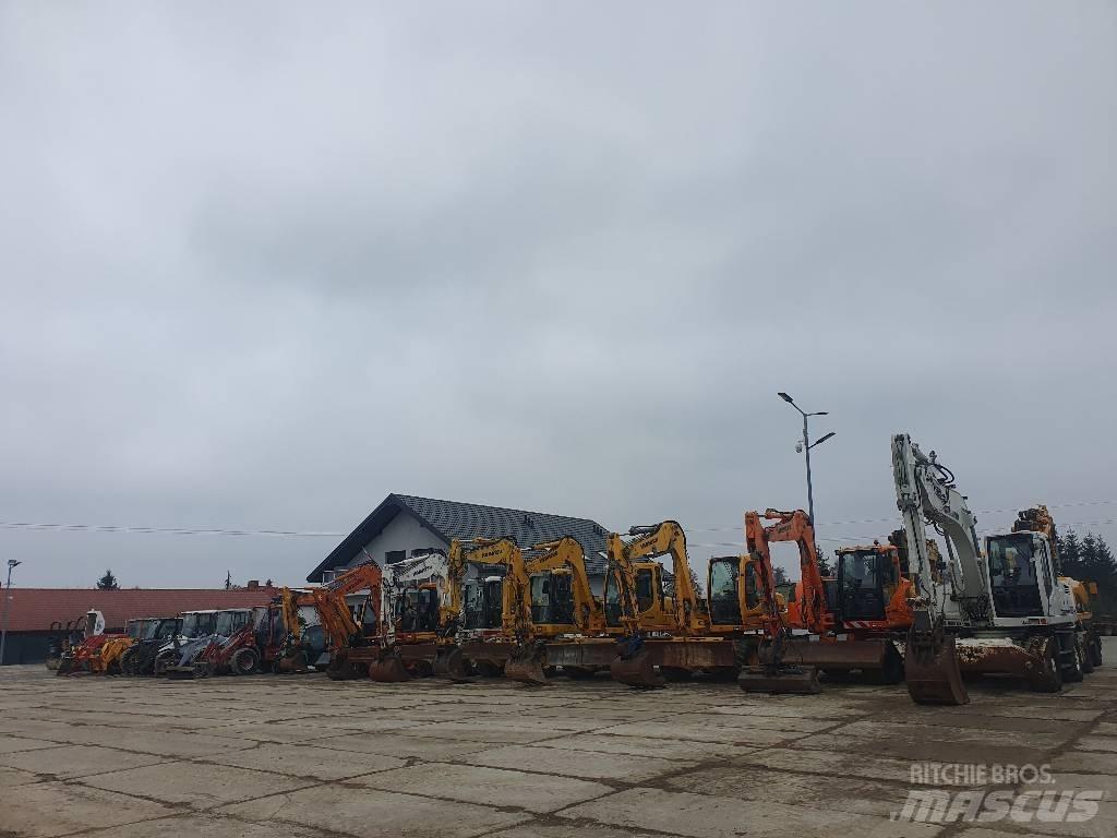 Mecalac 12 M TX Kolová rýpadla