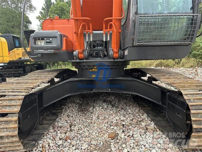 Hitachi ZX 240G Pásová rýpadla
