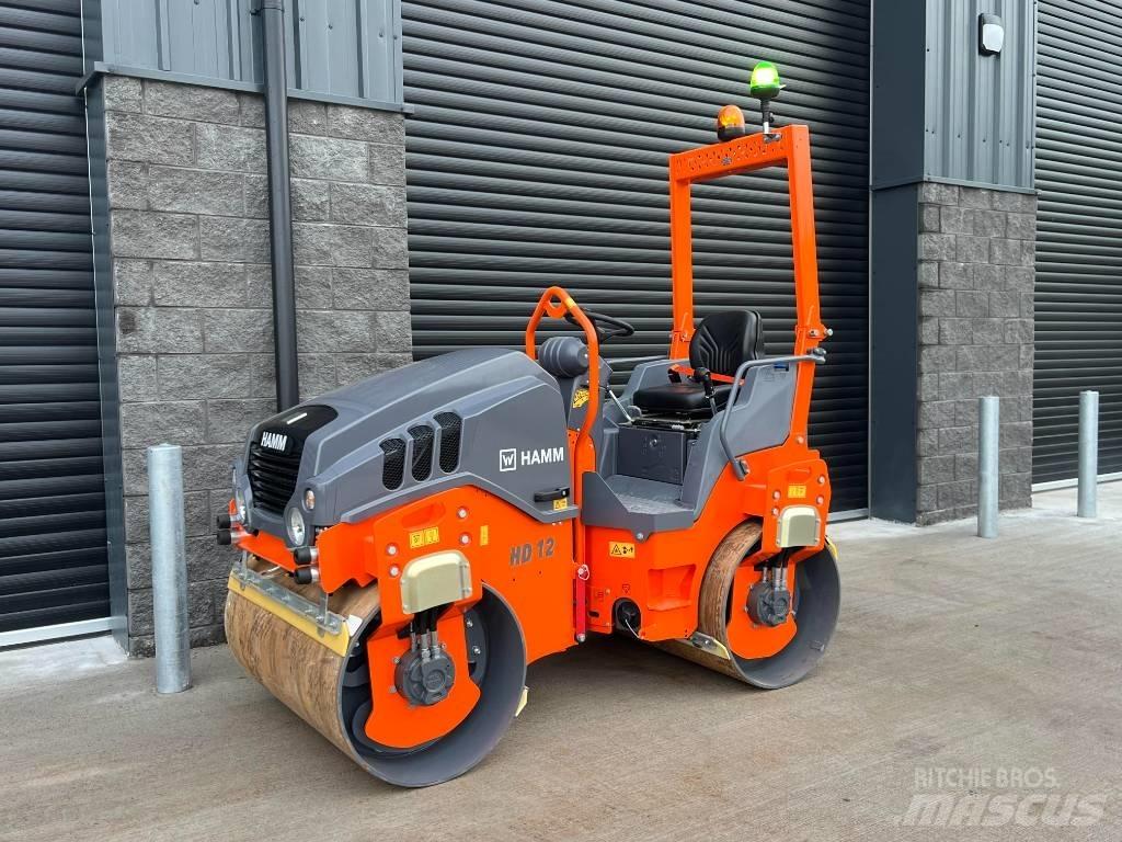 Hamm HD 12 VV Tandemové válce