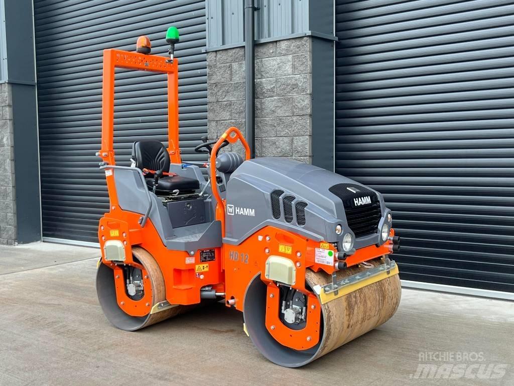 Hamm HD 12 VV Tandemové válce