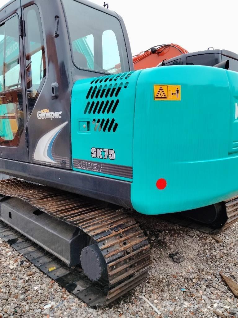 Kobelco SK 75 Pásová rýpadla