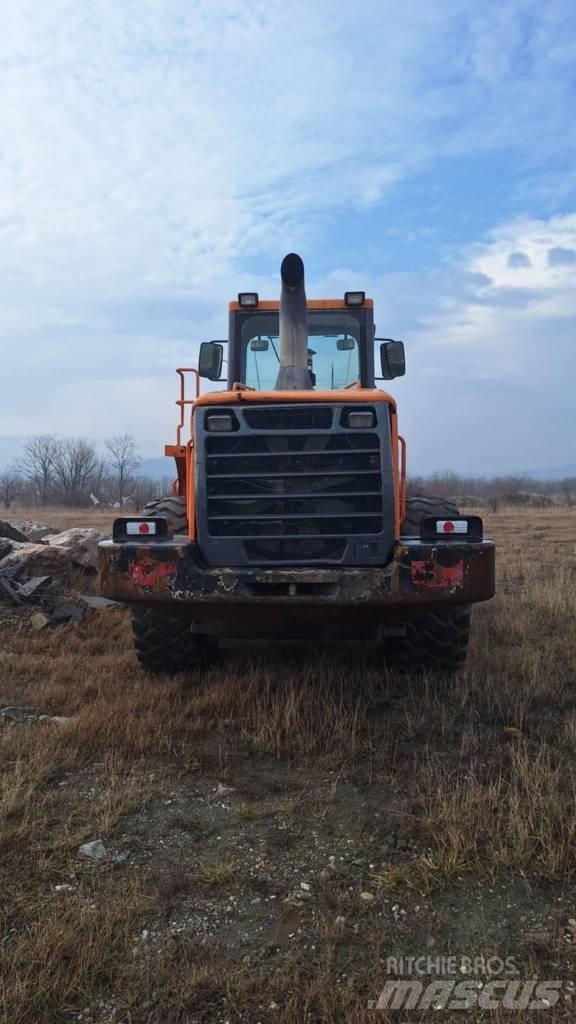 Doosan DL 300 Kolové nakladače