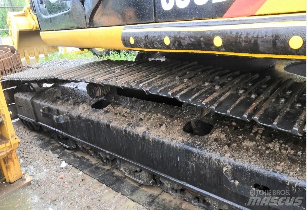 CAT 330 D Pásová rýpadla