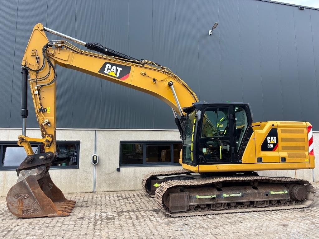 CAT 320 Pásová rýpadla
