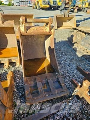 CAT M 322 D Kolová rýpadla