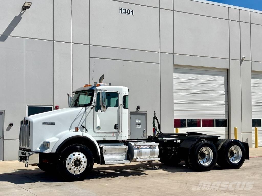 Kenworth T 800 Tahače