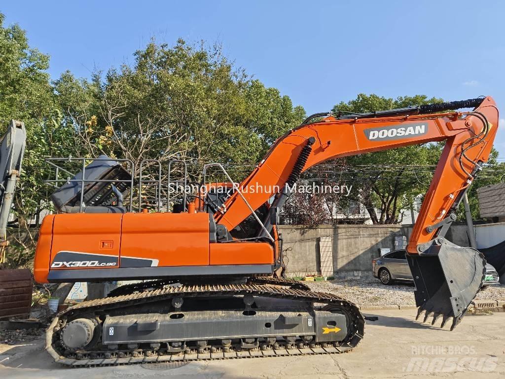 Doosan DX300 Pásová rýpadla